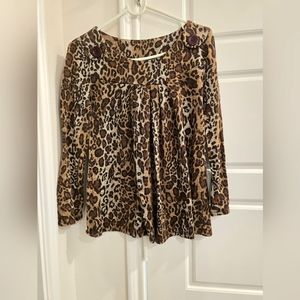 Leopard Print light sweater top